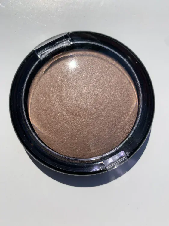 Luxusní kompaktní pudr s tvářenkou 2 v 1 Light (Bronzer)
